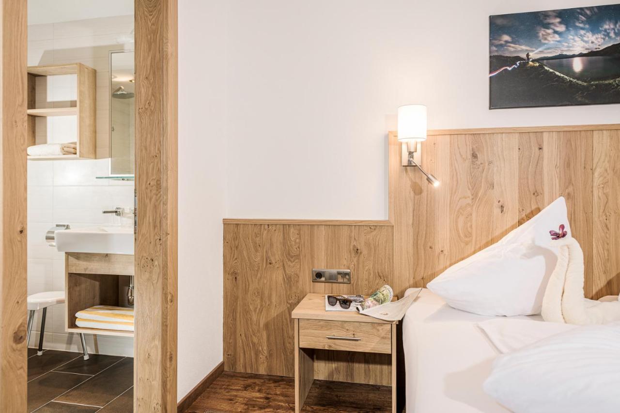 Hotel Kirchlerhof トゥクス エクステリア 写真