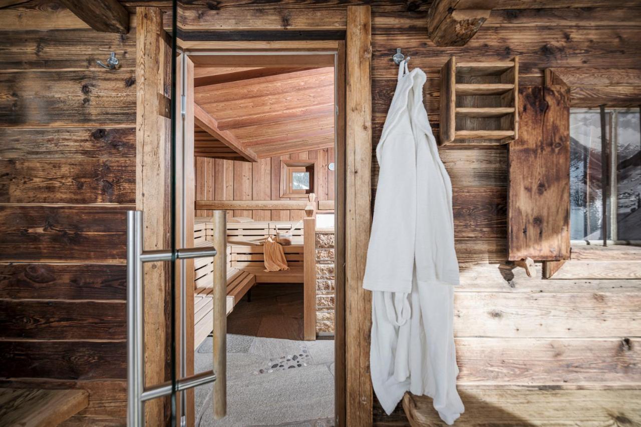 Hotel Kirchlerhof トゥクス エクステリア 写真