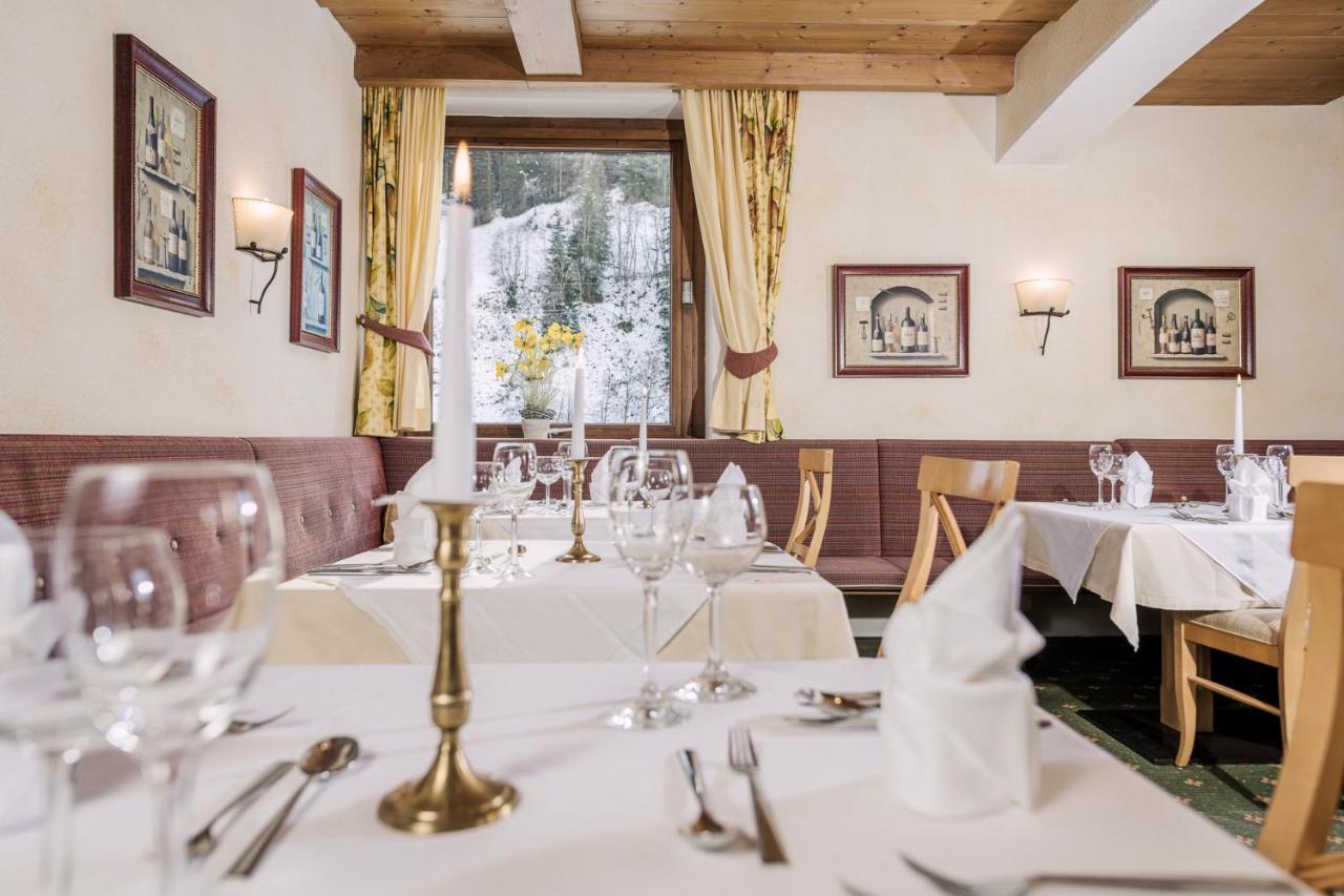 Hotel Kirchlerhof トゥクス エクステリア 写真