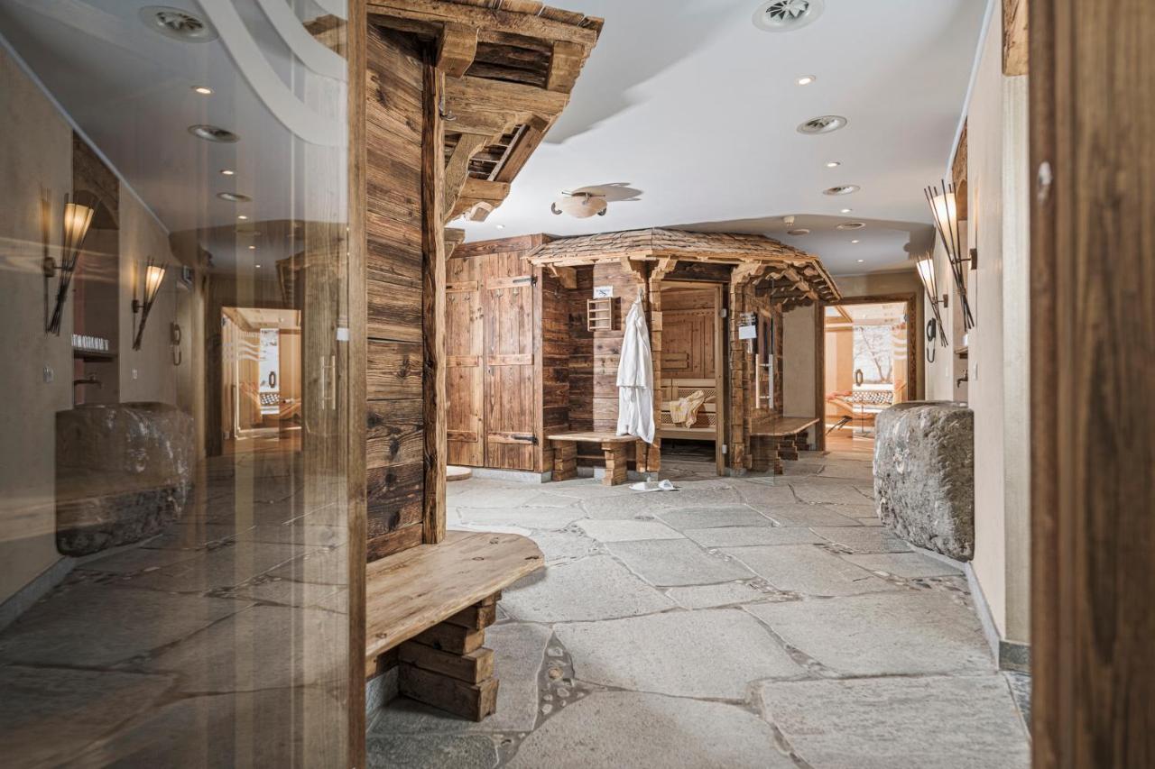 Hotel Kirchlerhof トゥクス エクステリア 写真