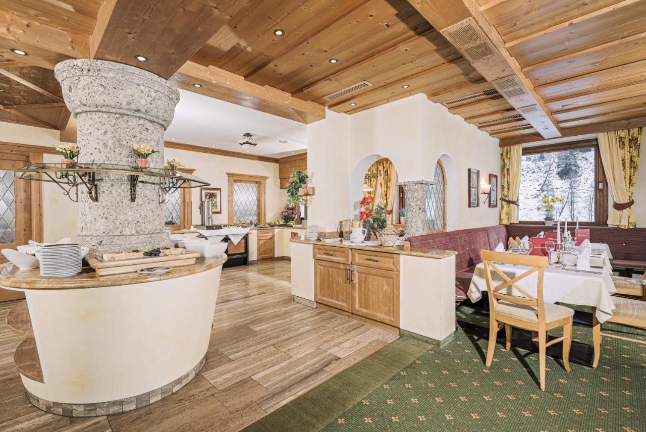 Hotel Kirchlerhof トゥクス エクステリア 写真