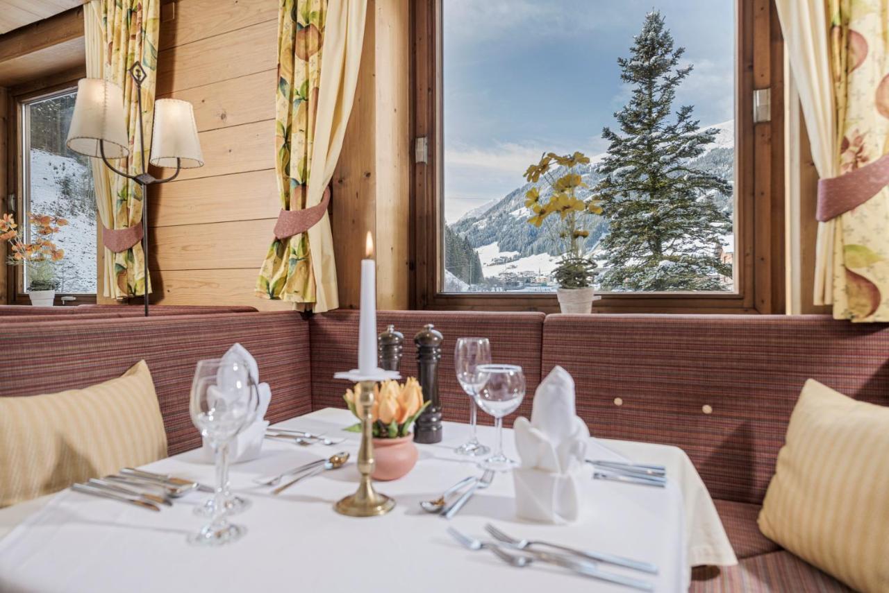 Hotel Kirchlerhof トゥクス エクステリア 写真